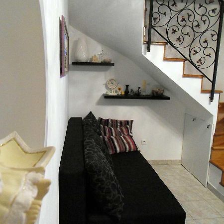 Apartments Varos สปลิท ภายนอก รูปภาพ