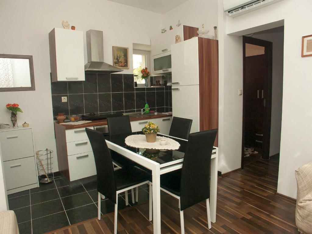 Apartments Varos สปลิท ห้อง รูปภาพ