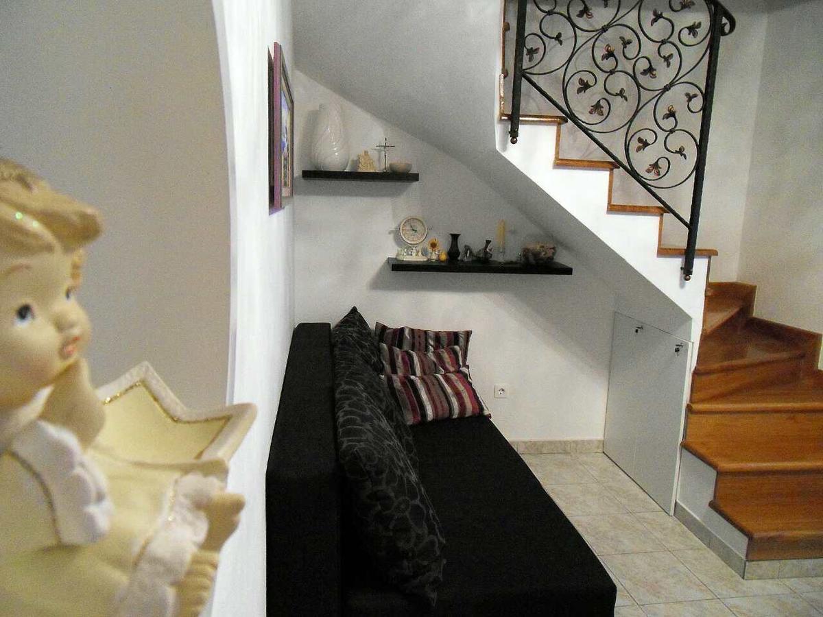 Apartments Varos สปลิท ภายนอก รูปภาพ