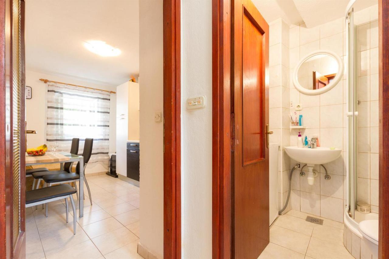 Apartments Varos สปลิท ห้อง รูปภาพ